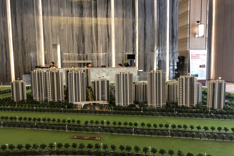 肥西县,经开旁,三号线地铁口,琥珀御宾府,云谷路直达滨湖腹地