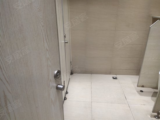 金色威尔斯大厦 