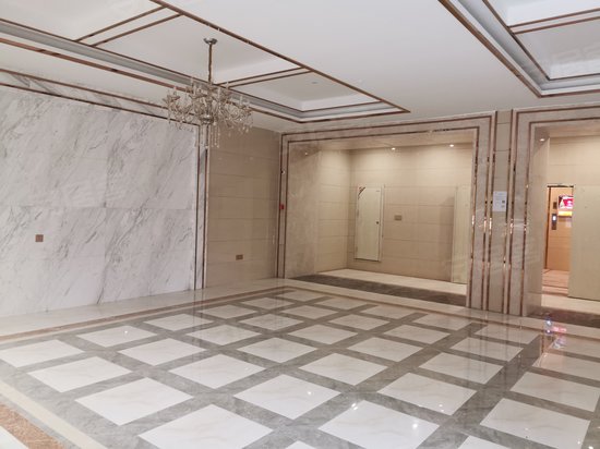 天王星铂晶城办公楼 