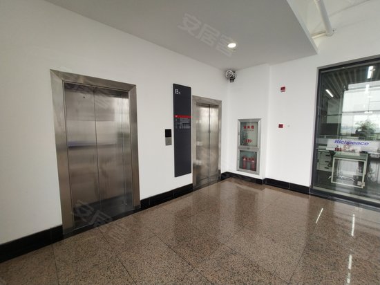 福克斯商务中心(春东路) 