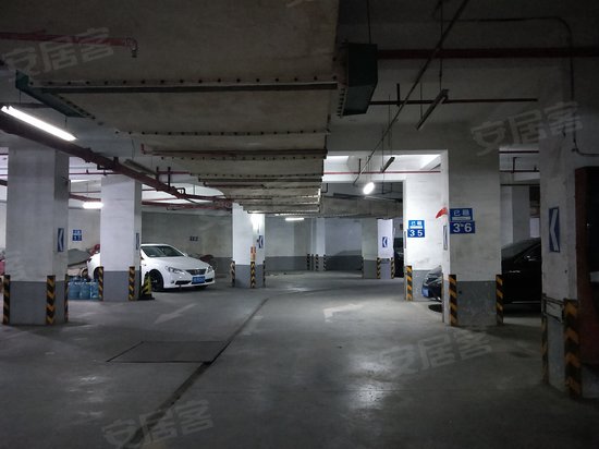 雷孟德星光中心 