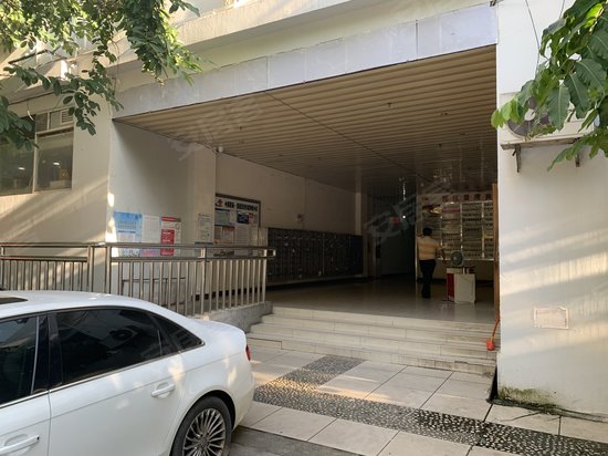 展厦景湾商住大厦 