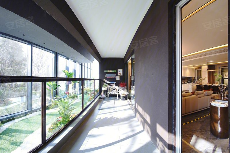 高淳湖滨大道毛坯电梯洋房120平四室双卫南北通透四开间朝南,梧桐公馆