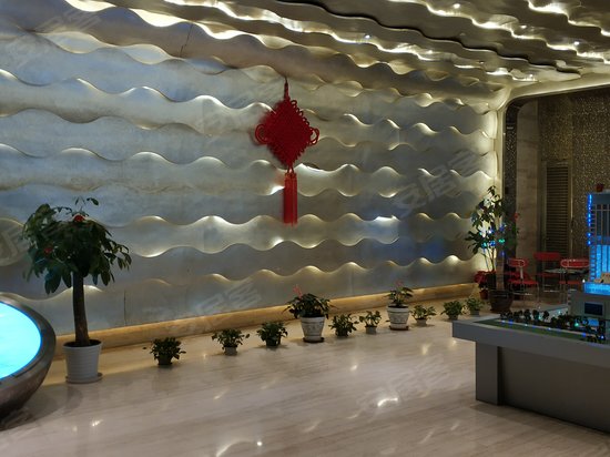 平高世贸中心(商住楼) 