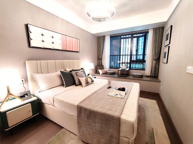 云锦府128平4室2卫,270万精装修,车位,人二,永中