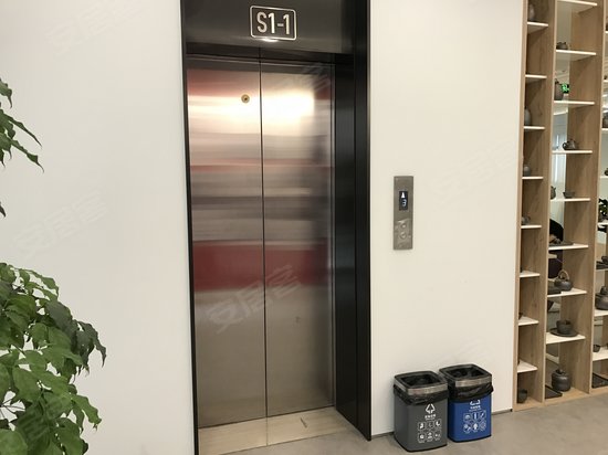 DAYONE港澳创新创业服务基地 