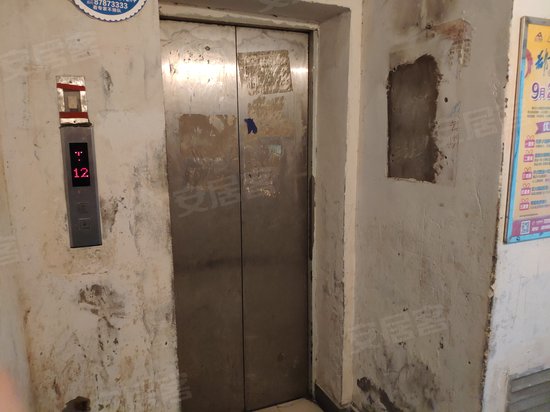 望涪居委综合楼 