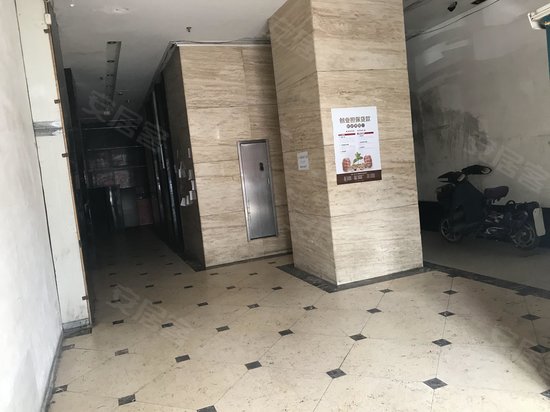 君临天下商务楼 