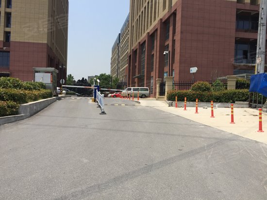 未来城莲花湖畔(商住楼) 