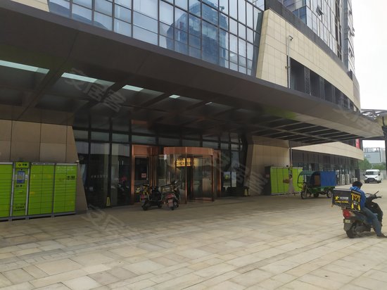 财智金鹰商业中心