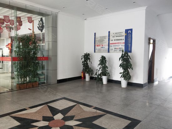 宁波大学商务中心 