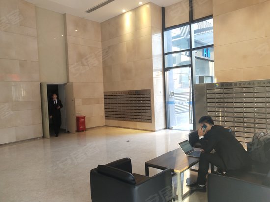 深投控创智天地大厦 