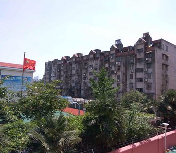 龙江白云园小区