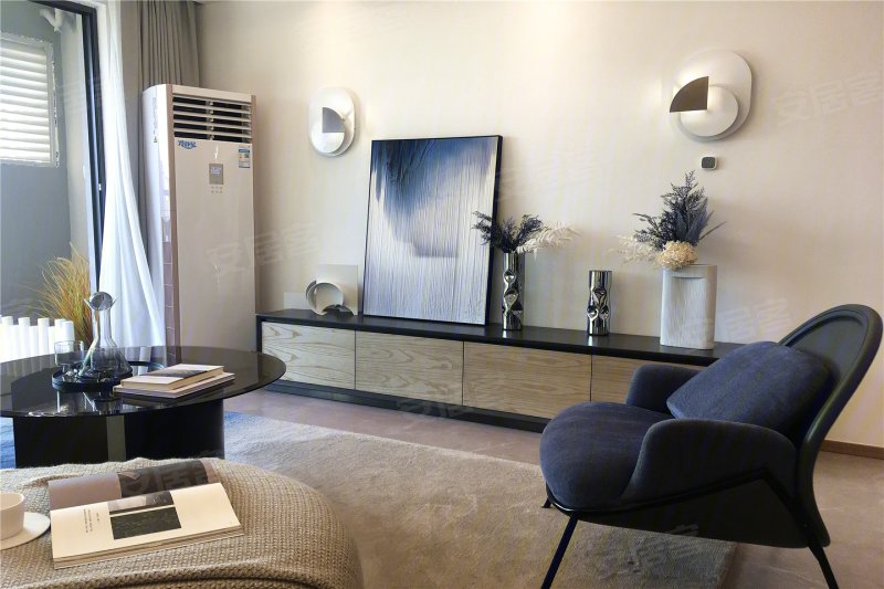 容桂笋盘 实地紫藤公馆(内部渠道价85万 送物管)包接送!