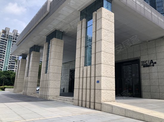 特房波特曼财富中心 