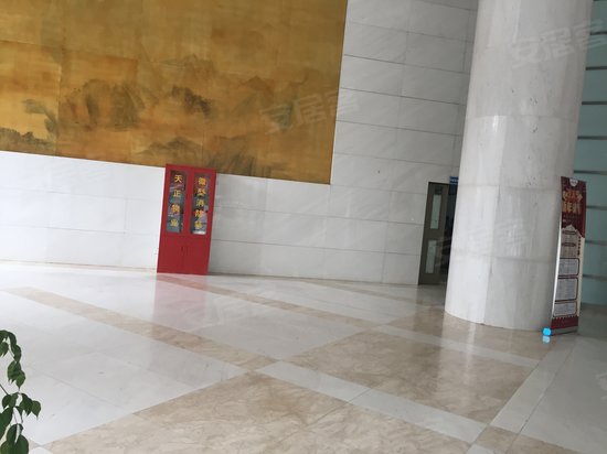 天正湖滨君悦阁 