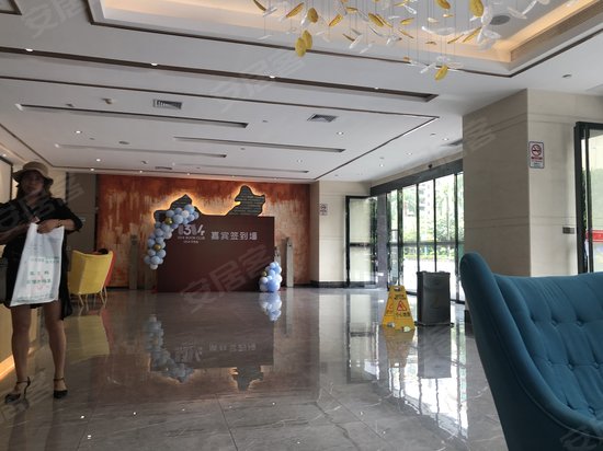 凤凰国际商务中心 