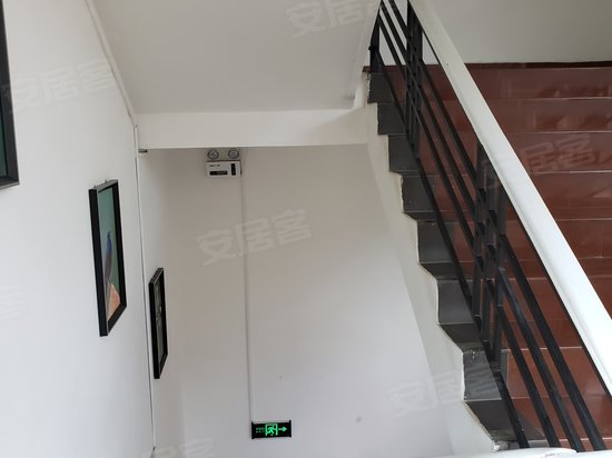 集丰北站庭院写字楼 