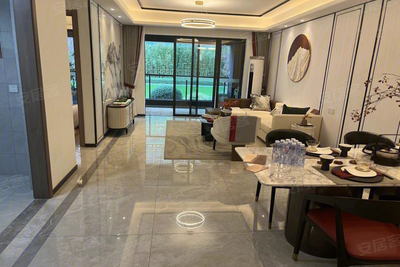 力高国资雍江府新房