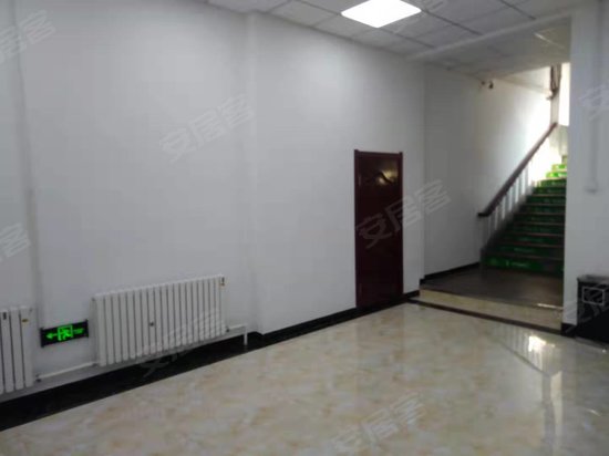 长春物资贸易中心大楼 