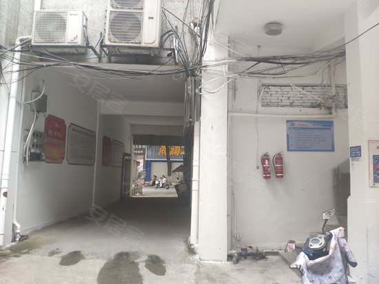 商业大厦(五一路) 