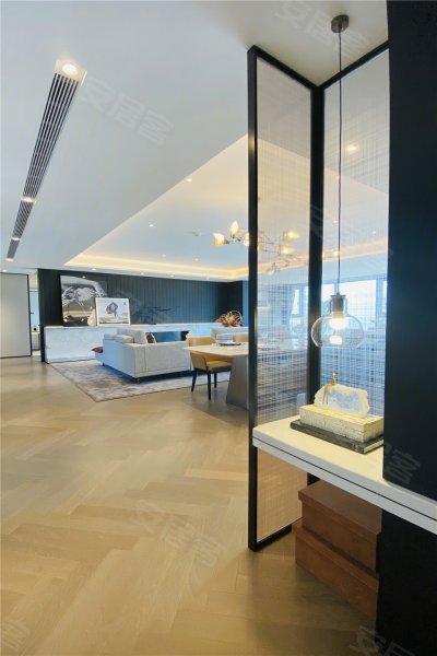 洛阳中心公元印 大平层 改善天花板 邻泉舜正大团购无任何费用