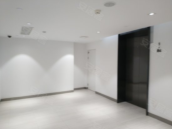 陆家嘴金融广场 