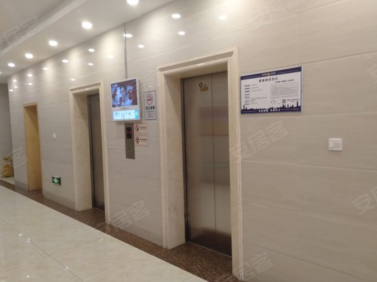 天俊外贸食出大厦 