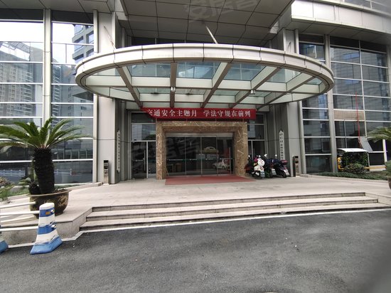 杭州余杭时代广场 