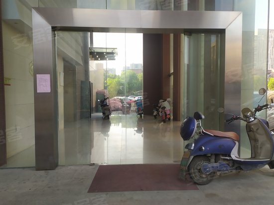 南方港湾城(商住楼)