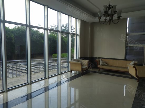 新世界国际公寓 