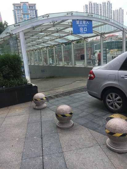 苏宁电器广场(商住楼) 