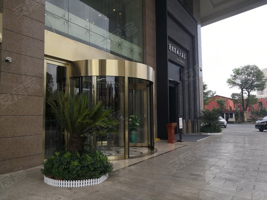 万坤图财富广场