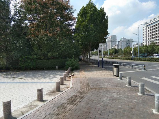 振源化工公司综合楼 