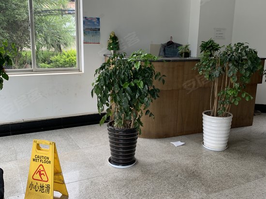 云南先初生物技术开发有限公司综合楼 