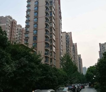 天山怡景苑