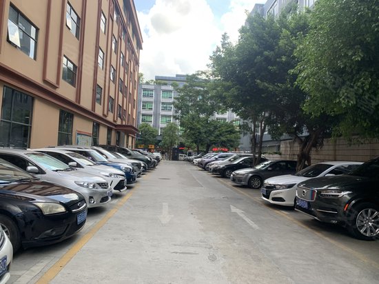 新东兴商务中心 