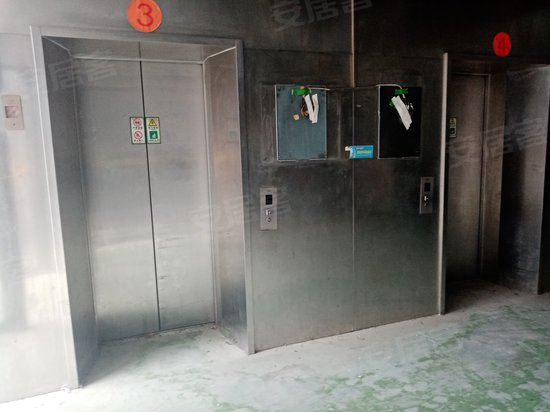 马登国际航运商务中心 