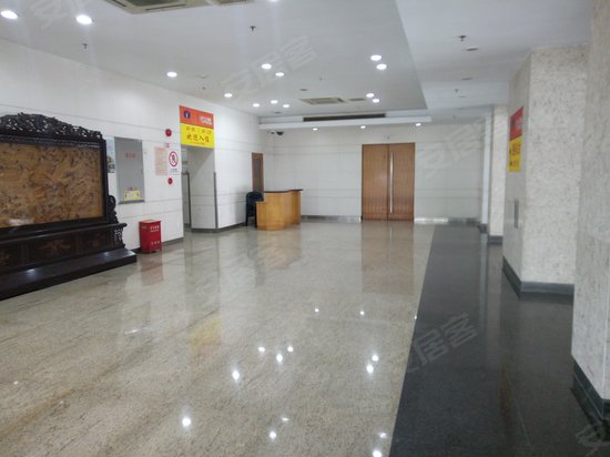 外高桥商务大厦 