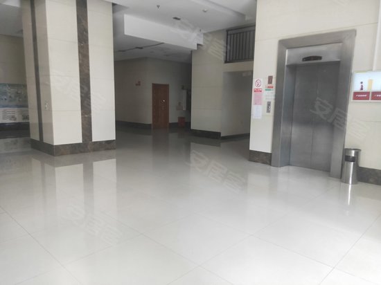 昆明高新保税库 