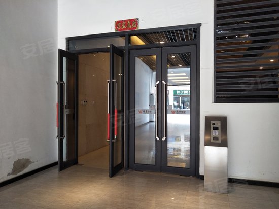 越秀星汇君泊越天地