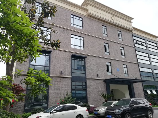 信南都市型产业园区 