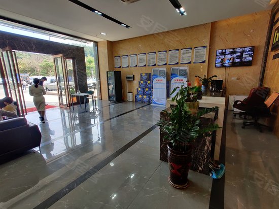 保成泰智汇广场 