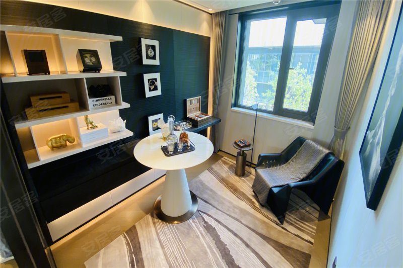 洛阳中心公元印 大平层 改善天花板 邻泉舜正大团购无任何费用