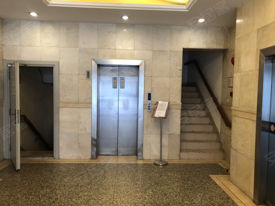 中南凯旋商务中心 