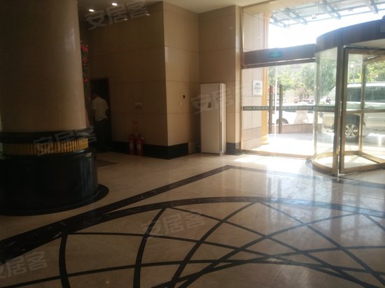 新东方商务大厦 