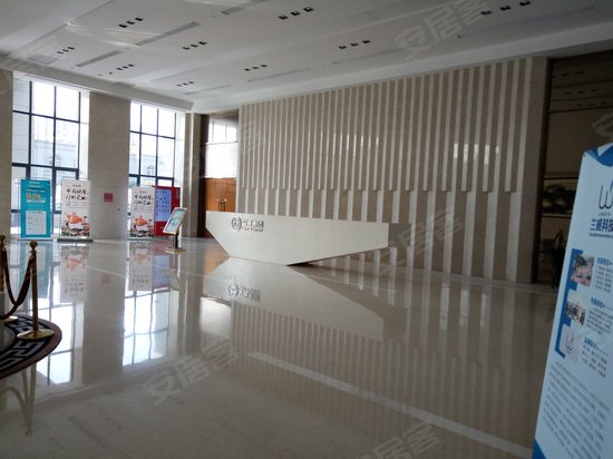 北虹桥协通科技大厦 