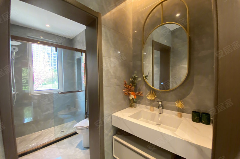 华鹏麟珑印(新房)4室2厅136㎡63万二手房图片