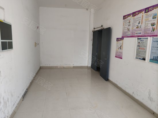 金沙湾小商品批发市场 