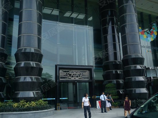 大中华国际交易广场 